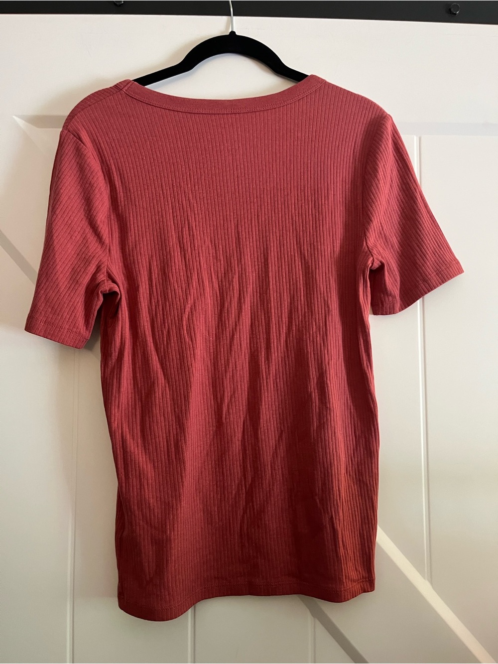 Coral Basic Ribbed Tee - Picture 3 of 5